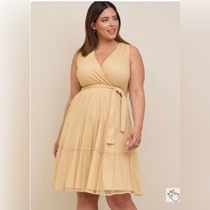 Torrid Glitter Lurex Surplice Tiered Dress- size 1x